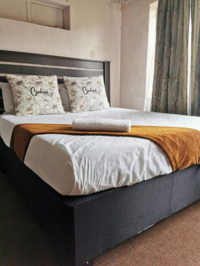 GLESTER GUEST HOUSE